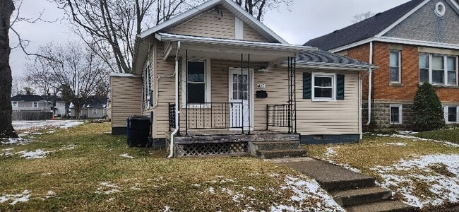 Building Photo - 320 Grant St