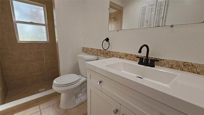 Building Photo - 284 Rotonda Blvd W