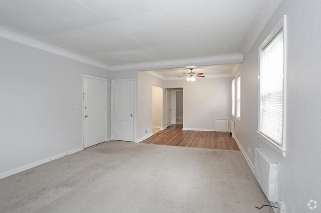 1BR, 1BA - 650 SF - Buckwood Apartments