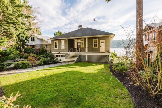 Building Photo - Impeccable Low Bank Bainbridge Waterfront Home with Private Dock