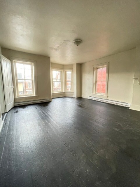 Building Photo - 25 E Baltimore St