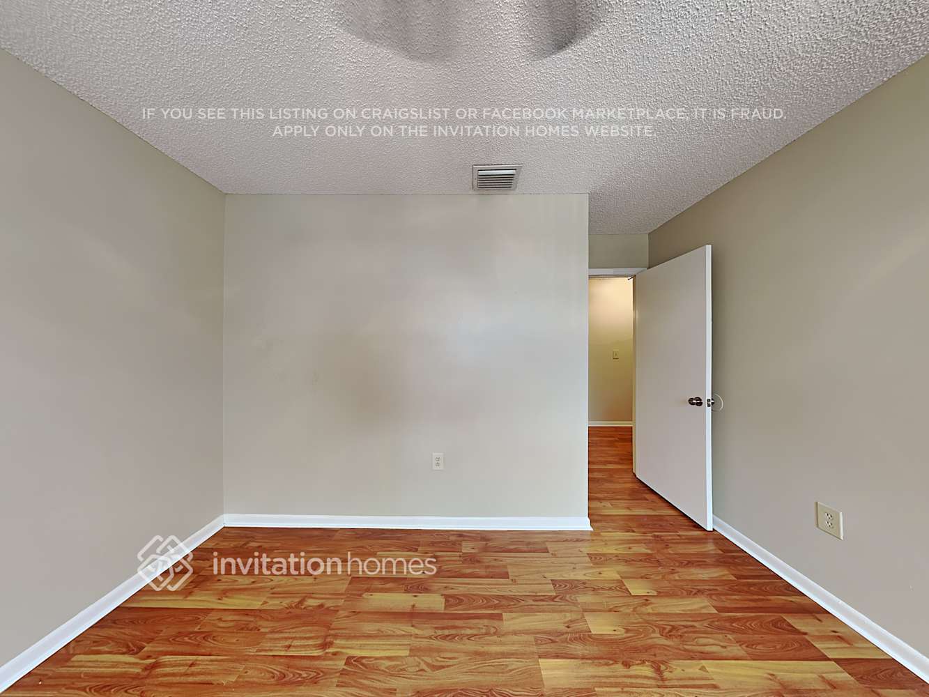 Building Photo - 14075 Langley Pl