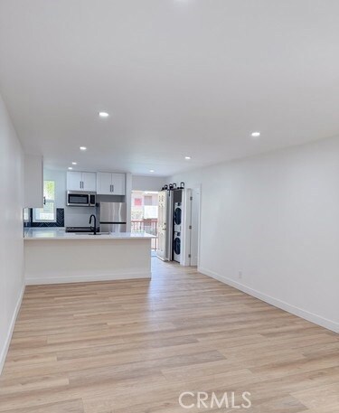 Building Photo - 17000 Burbank Blvd