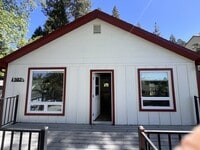 Building Photo - 503 1/2 S Auburn St