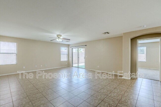 Building Photo - 3686 W Goldmine Mountain Dr