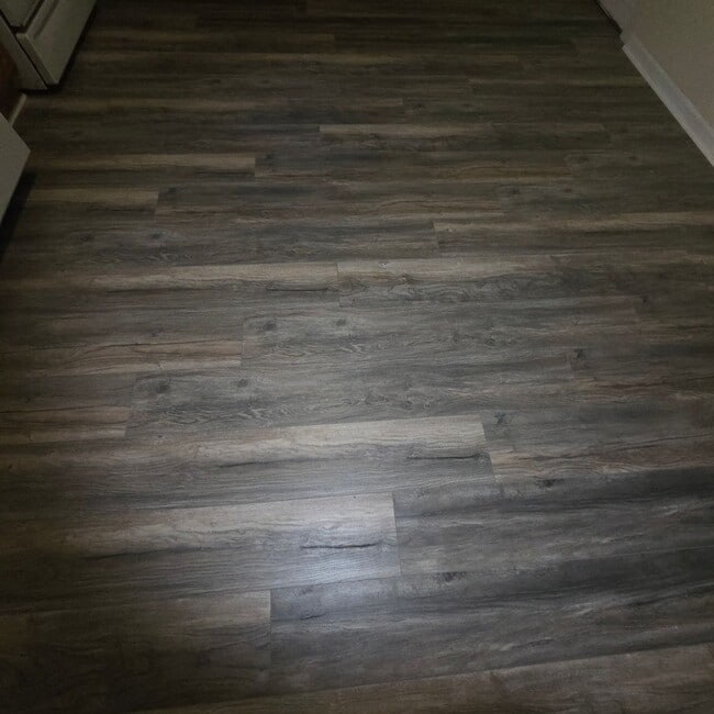 Building Photo - Renovated 3 bedroom House