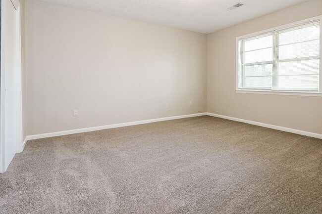 Building Photo - 4334 E Hunters Glen St