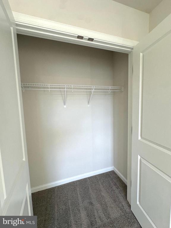 Building Photo - 317 Short Br Dr