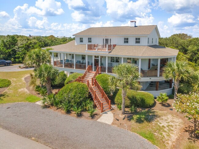 Building Photo - 858 Debordieu Blvd