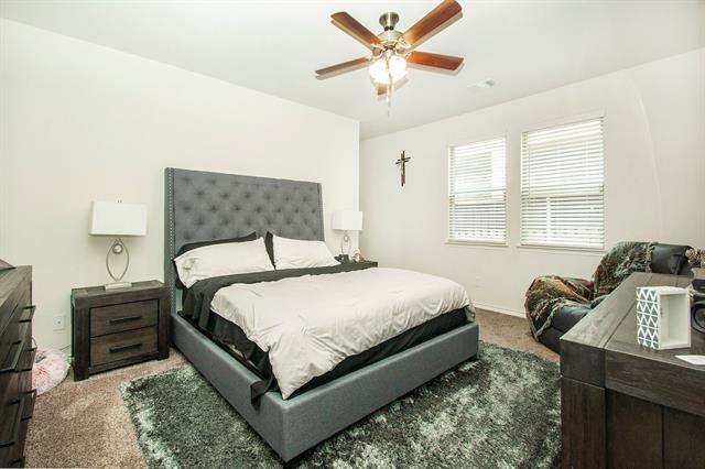 Building Photo - 2168 Miramar Dr