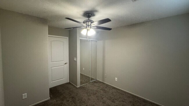Building Photo - SW Single Story ONLY $1998