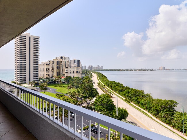 Building Photo - 5550 N Ocean Dr
