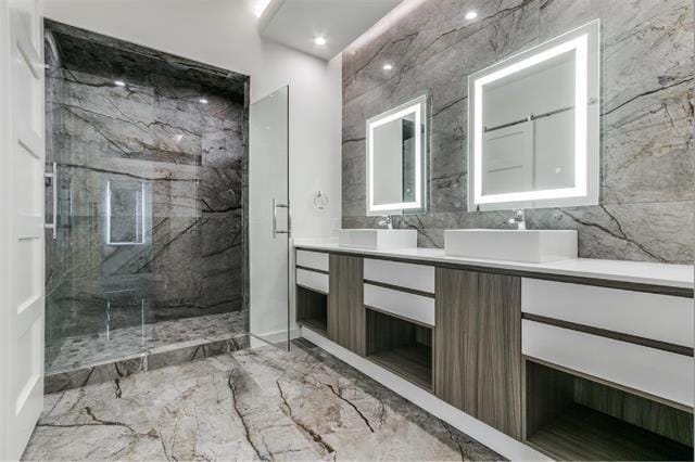 Building Photo - 256 Crockett St