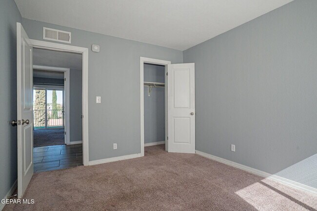 Building Photo - 12041 Van Gogh Dr