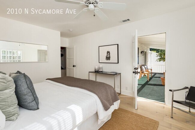 Building Photo - 2010 N Sycamore Ave