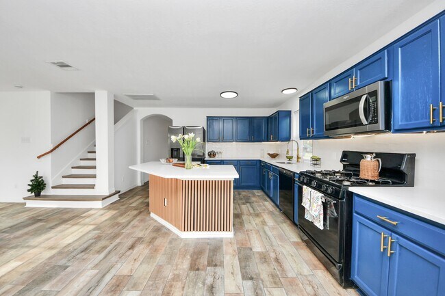 Building Photo - 322 Burris Park Dr