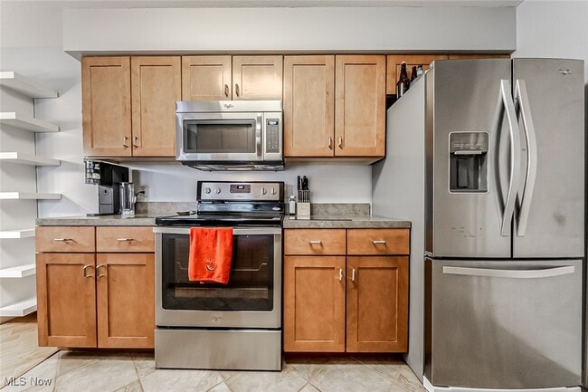 Building Photo - 22586 Lenox Dr