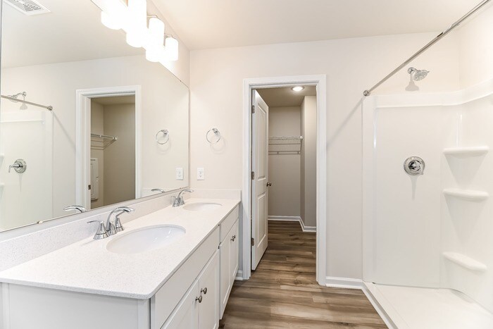 Building Photo - 264 Parkwood Vista Way