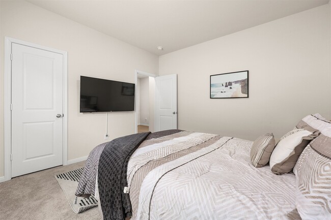 Building Photo - 14209 Freeboard Dr