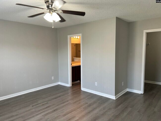 Building Photo - 218 Cogburn Rd