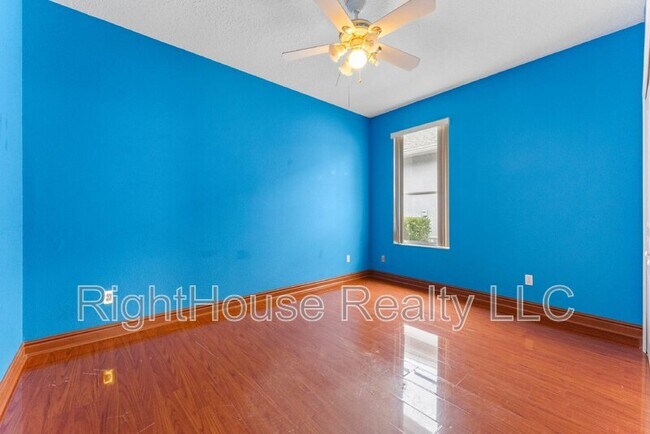 Building Photo - 1037 Bridgeway Blvd