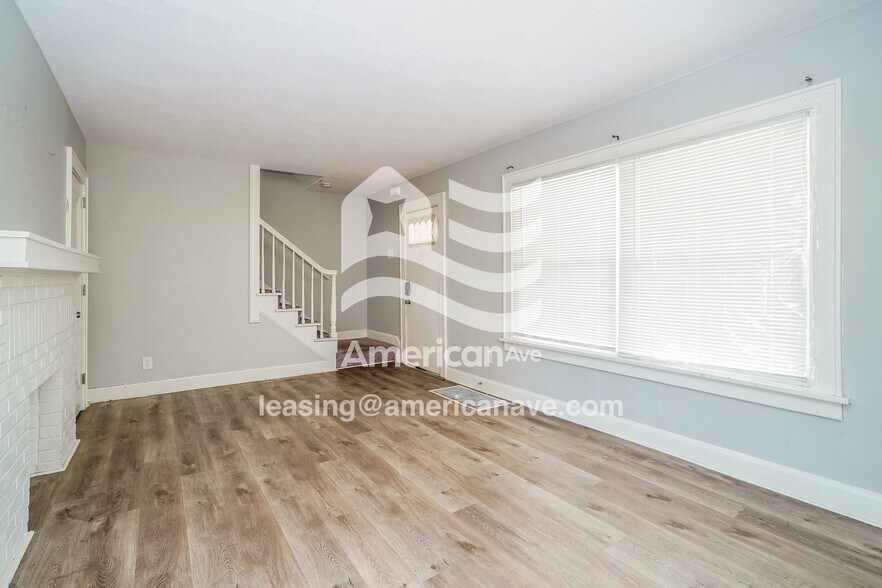 Building Photo - 1178 E 21st Ave