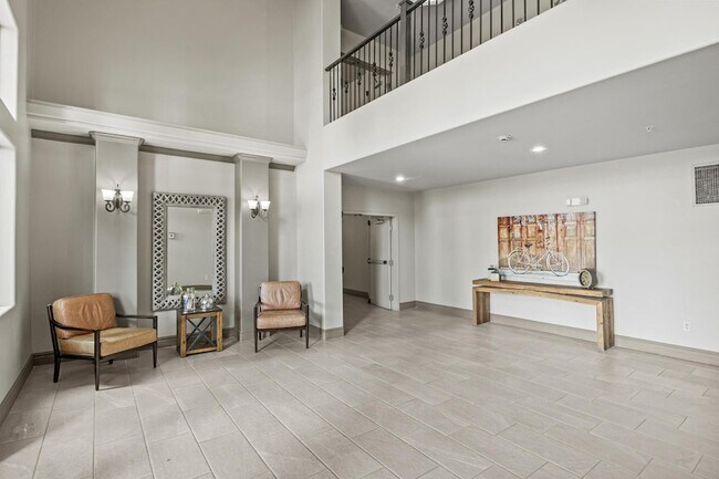 Building Photo - 14000 N 94th St