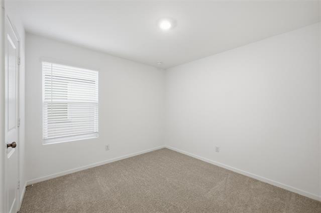 Building Photo - 3918 Selawik St