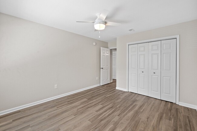 Building Photo - 4362 Hunters Club Dr