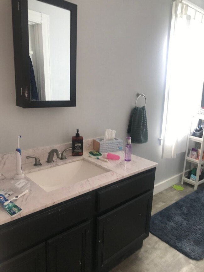 Building Photo - 229 Dwight St