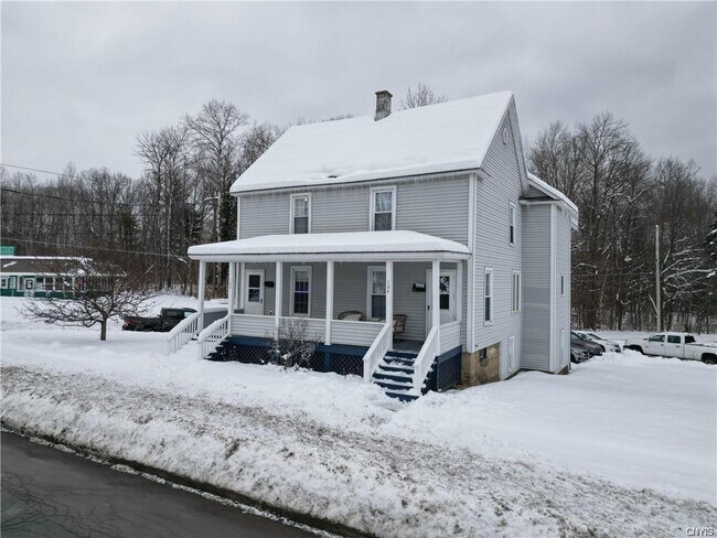 Building Photo - 102 N Helmer Ave