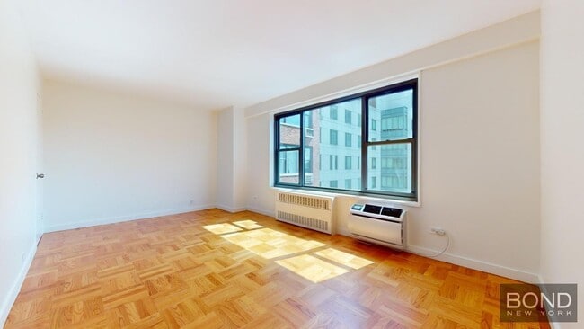 Building Photo - 145 Fourth Avenue