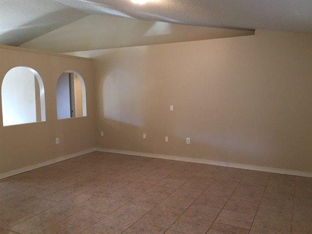 Building Photo - 287 Delake Rd NW