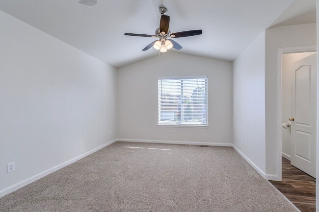 Building Photo - 965 Evening Star Ct