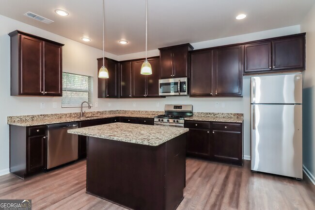 Building Photo - 194 Randy Way