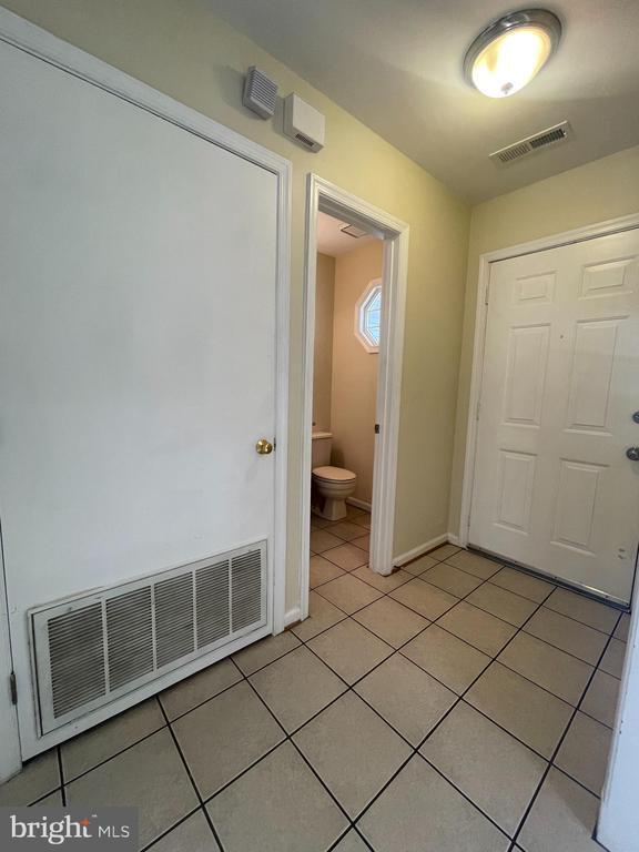 Building Photo - 405 Windsor Ridge Ct