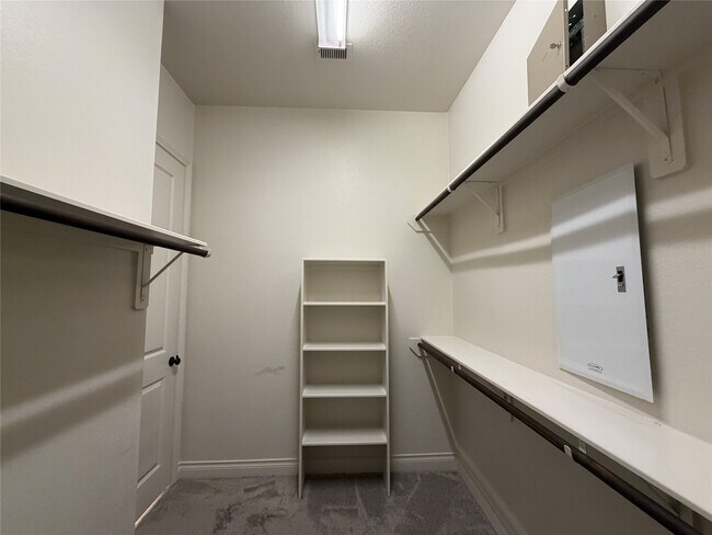 Building Photo - 3319 Sky Run Ct