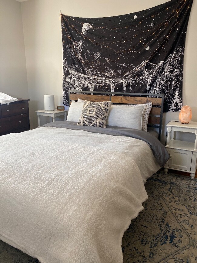 Building Photo - 213 E Glenside Ave