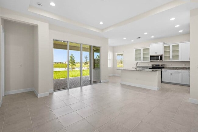 Building Photo - 14184 Lacebark Ln