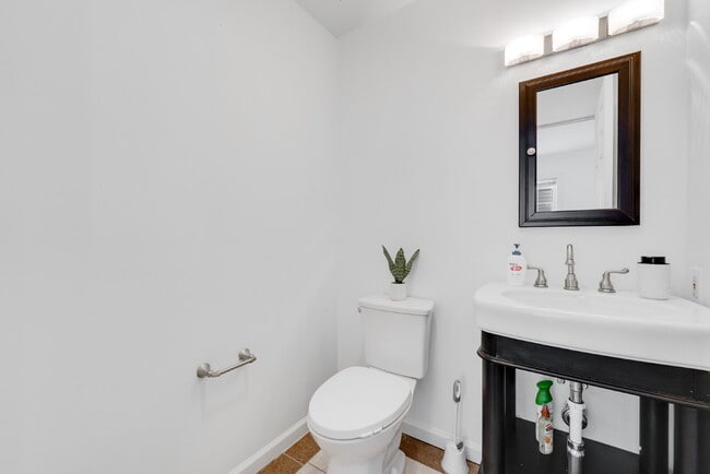 Building Photo - *Fully Furnished Option Available***Nestled in a highly desirable and safe neighborhood