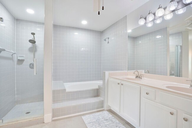 Building Photo - 2724 Ardon Ave
