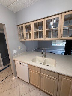 Building Photo - 200 N Addison Ave