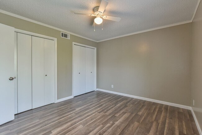 Building Photo - Charming 3-Bedroom Home in Heritage Home