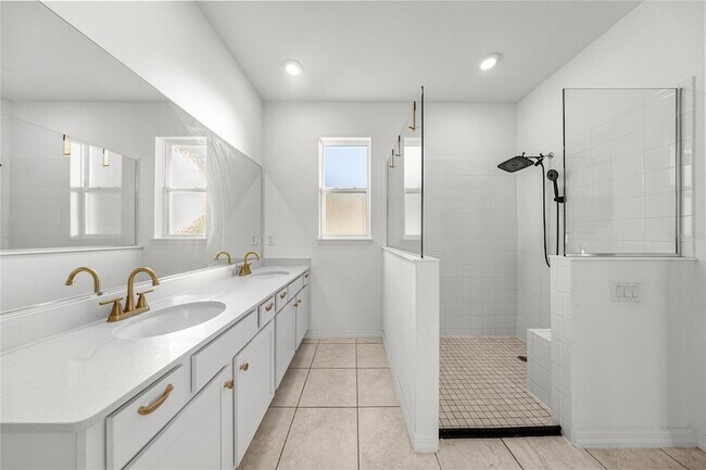 Building Photo - 7664 SW 63rd Ln Rd