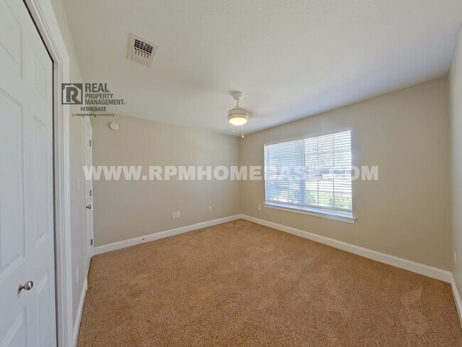 Building Photo - ELEGANT 4/3 + OFFICE IN GATED CHANAN ESTATES | Gas Fireplace + Formal Dining!