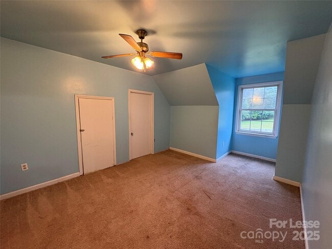 Building Photo - 7200 Strawberry Ln