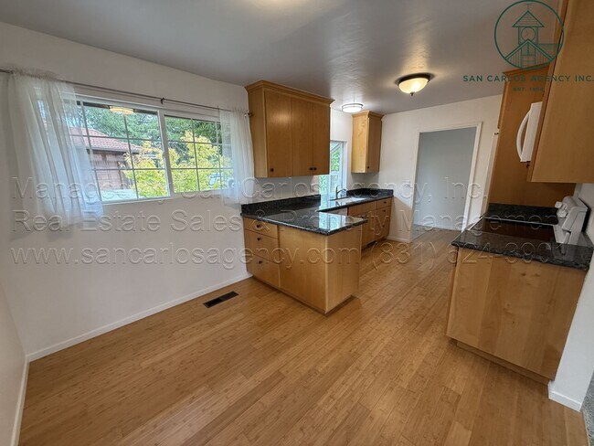 Building Photo - Spacious Three Bedroom Carmel Valley Villa...
