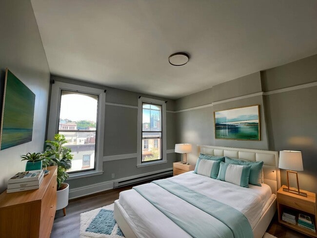 Building Photo - 5 Broadway