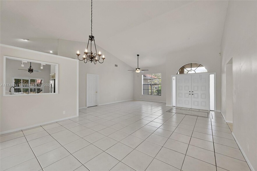 Building Photo - 296 NW 118th Ter