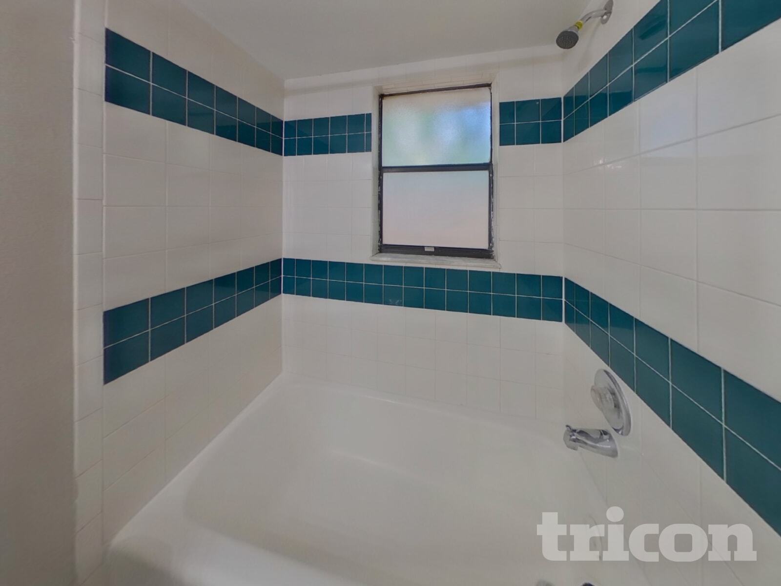 Building Photo - 4930 44th Ave N